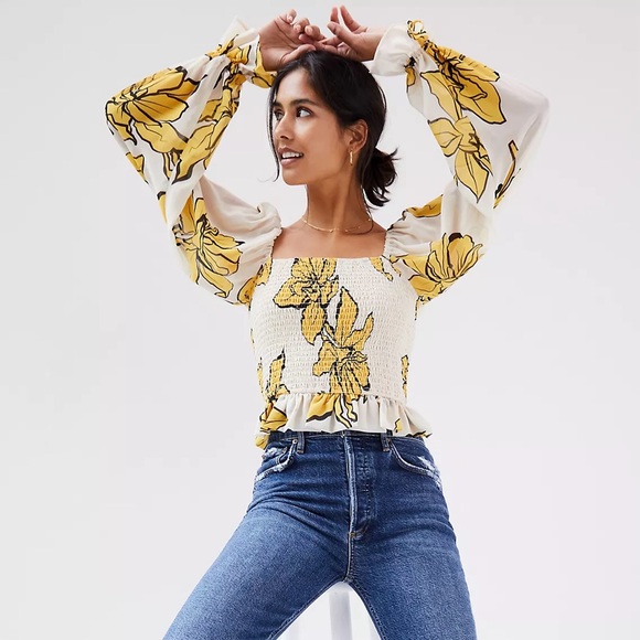 Anthropologie Tops - Anthropologie Hutch Floral Smocked Puff Sleeve Chiffon Top